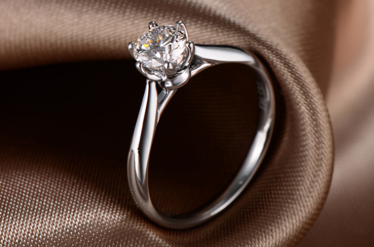 金戒指和黄金戒指有什么区别,戒指买黄金好还是k金好