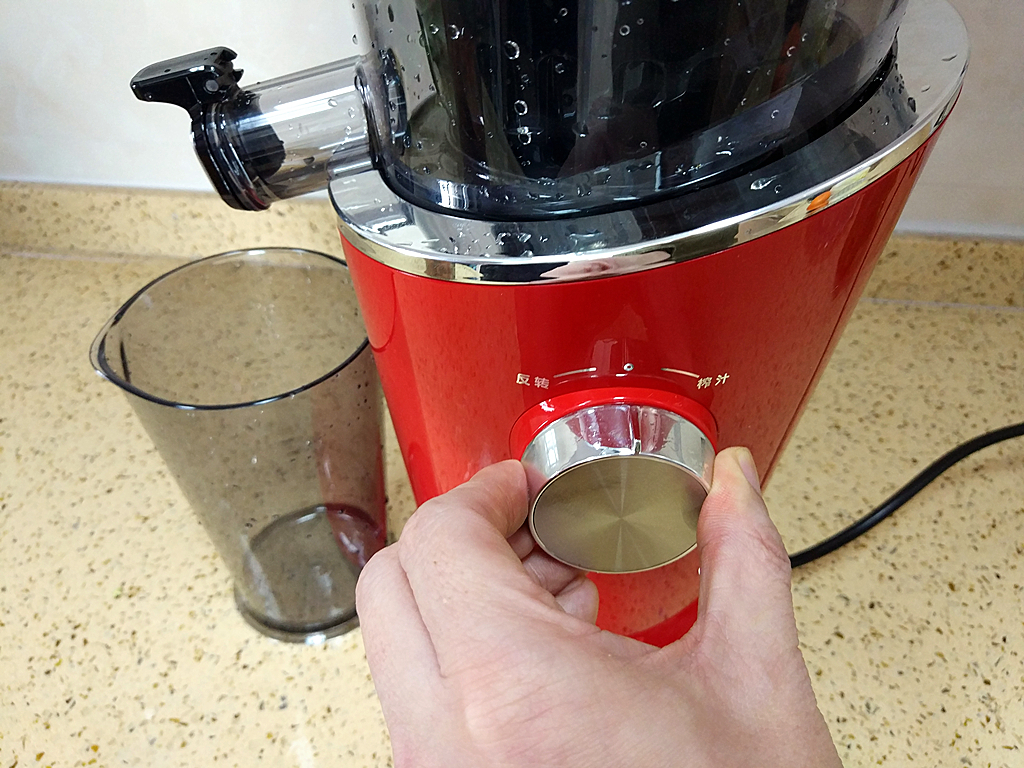 惠人原汁机带给你健康生活饮品