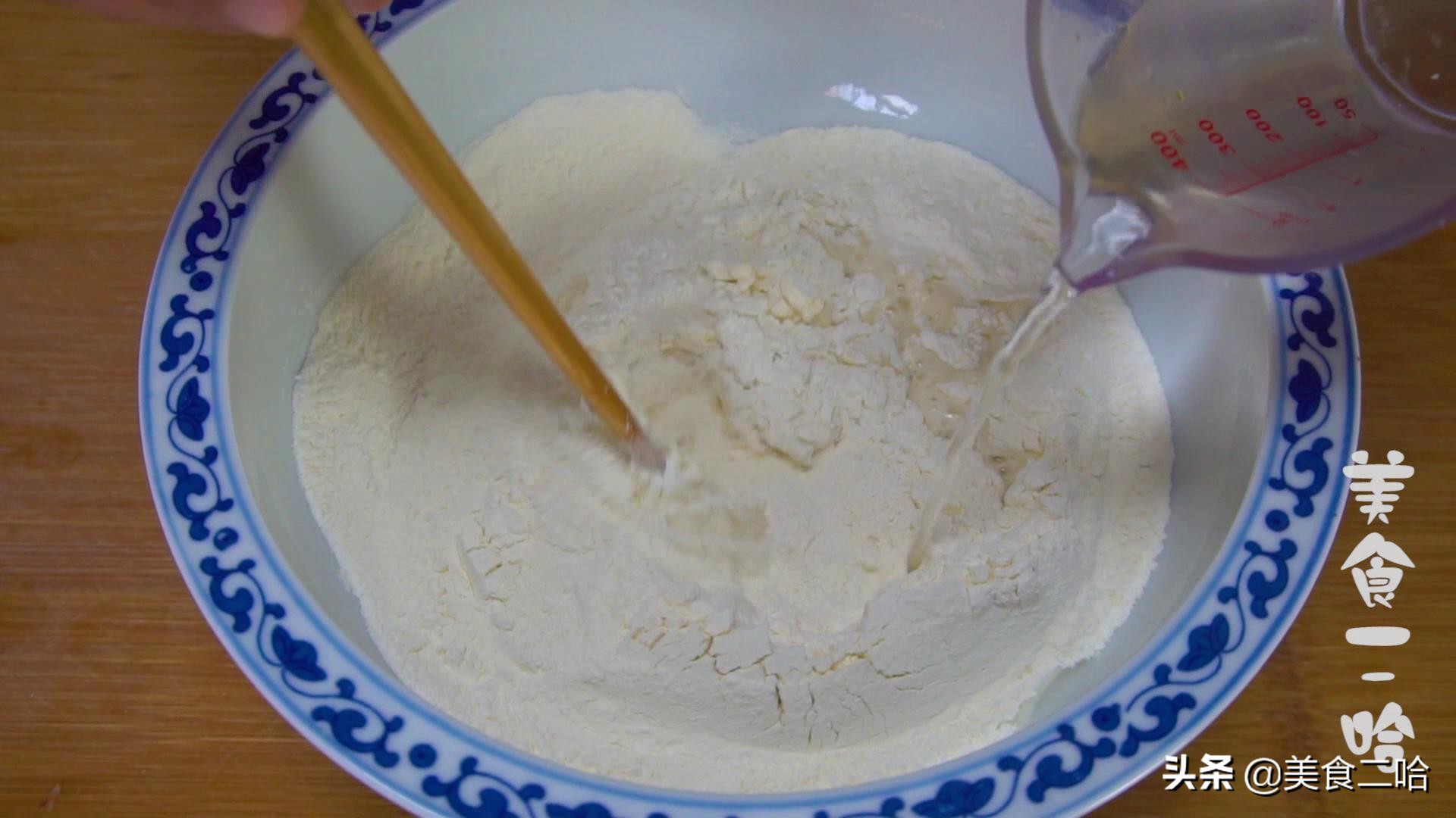 土家酱香饼怎么样做,土家酥脆酱香饼做法