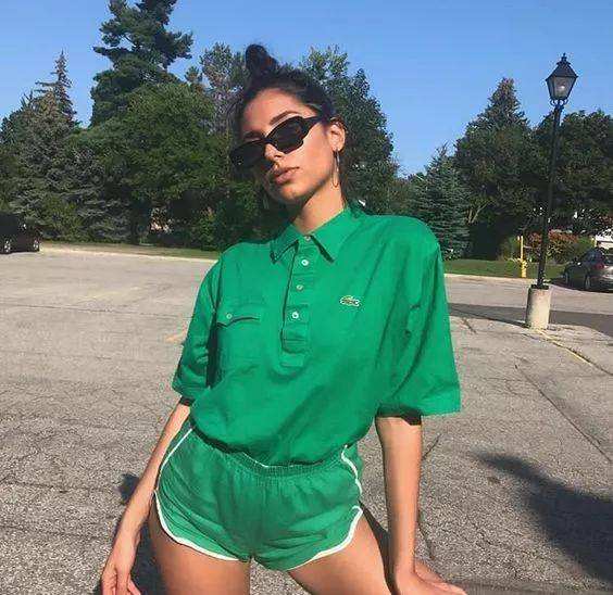 polo衫穿得好看又显身材,polo衫太大了要怎么穿才好看