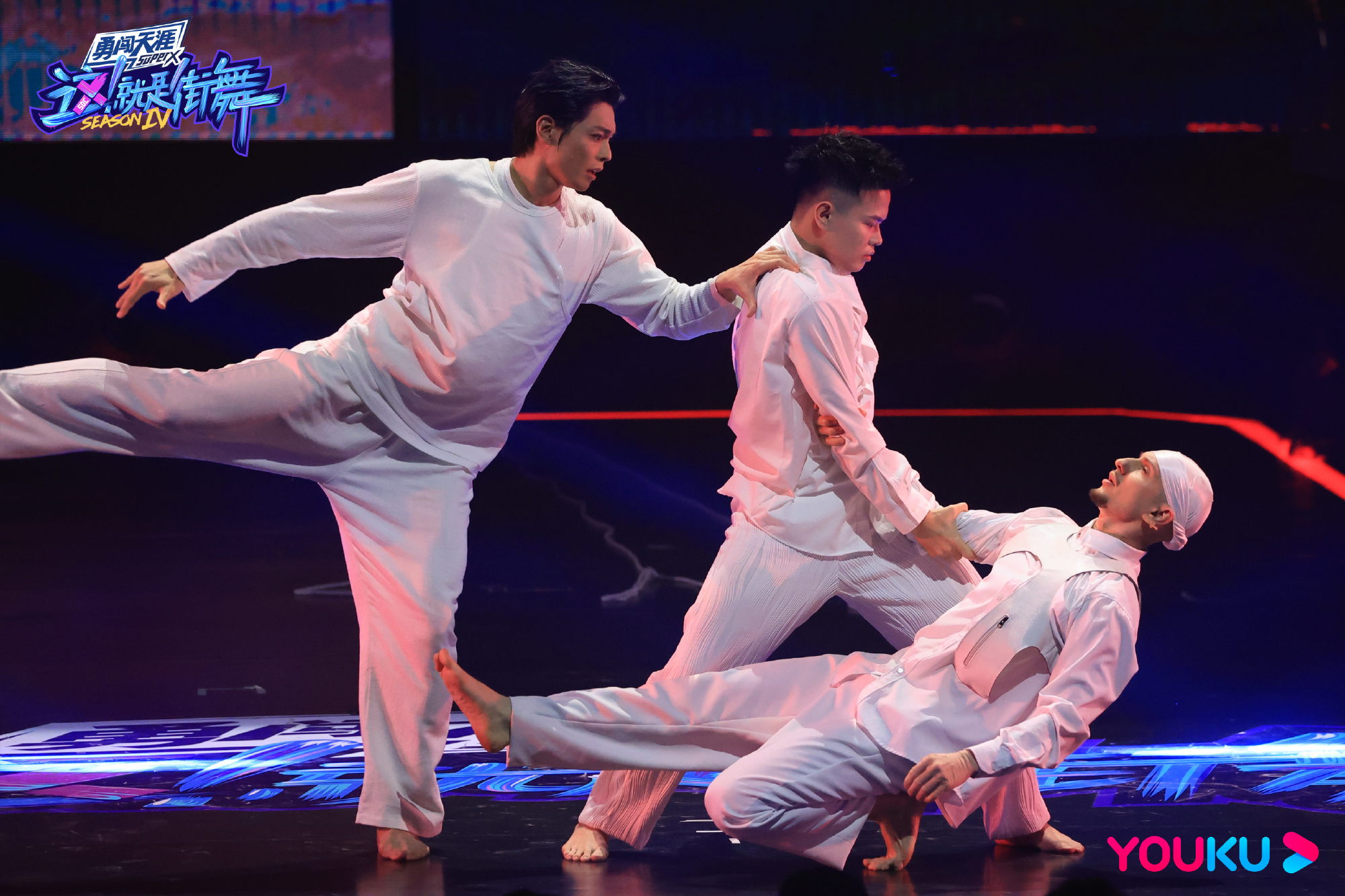 这街4：相比于卡卡，布布的作品无论是服装还是编舞都没有竞争力