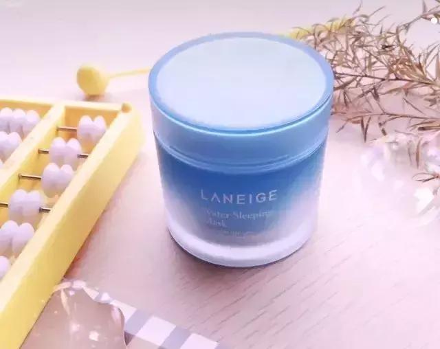 用完能看到效果的面膜,用完面膜脸发荧光