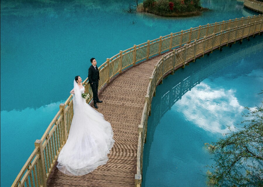 铂爵旅拍丽江风格推荐,铂爵旅拍大理婚纱照推荐