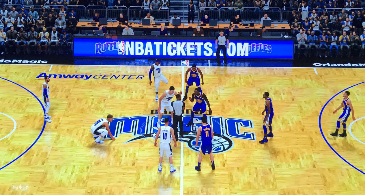 lg超薄oled电视评测,外观设计非常绚丽又亮眼