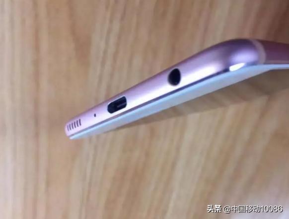 手机进水会对手机造成什么影响,手机进水后怎么办不用换屏