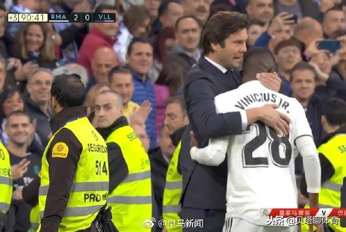 拉莫斯本泽马双人点球,本泽马梅开二度拉莫斯点球