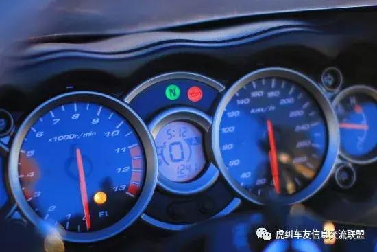 suzukigsx-r1000r,铃木隼2023款hayabusa测评