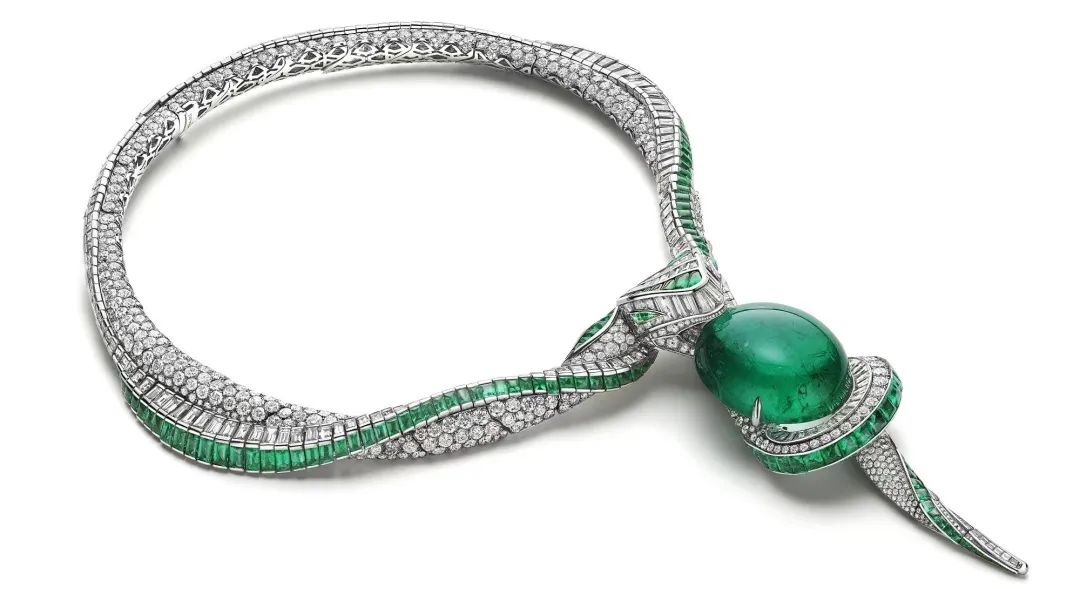 孔雀石为什么不能一直戴,孔雀石被更新成什么