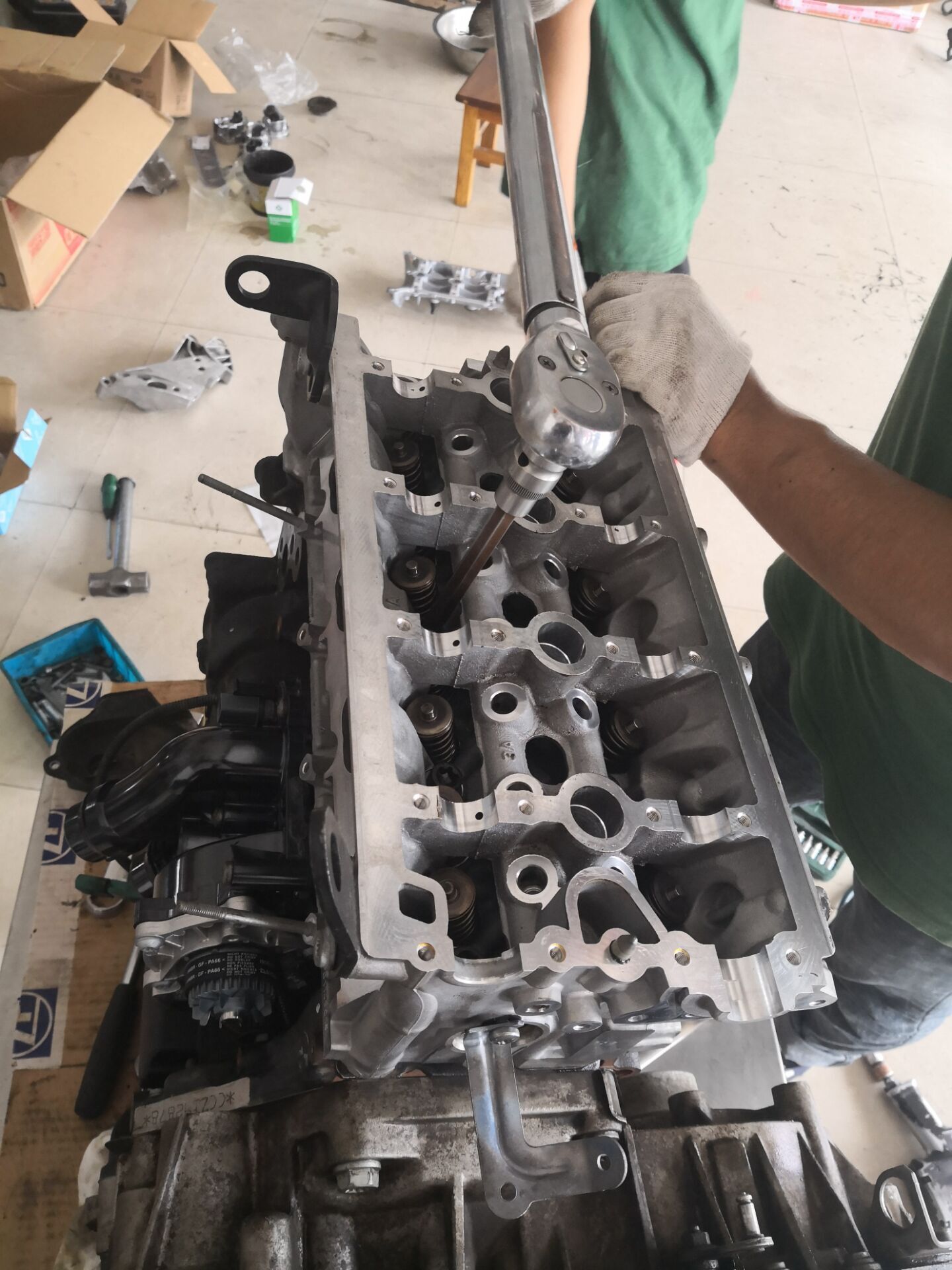 尚酷rea211烧机油吗,尚酷2.0烧机油能修好吗