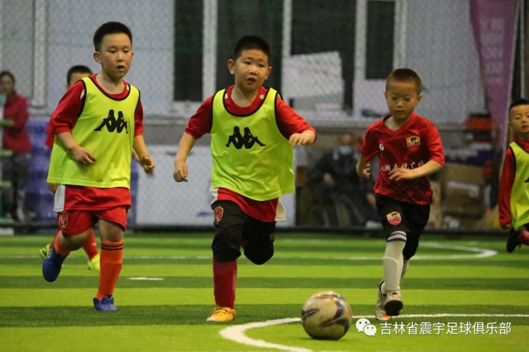 快乐童年,足球相伴!——震宇足球俱乐部“超级比赛日”精彩瞬间