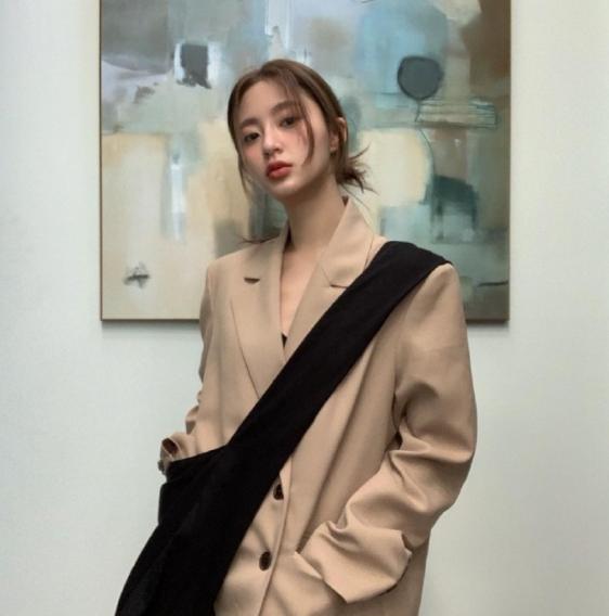 韩国模特今日穿搭,韩国模特高级脸