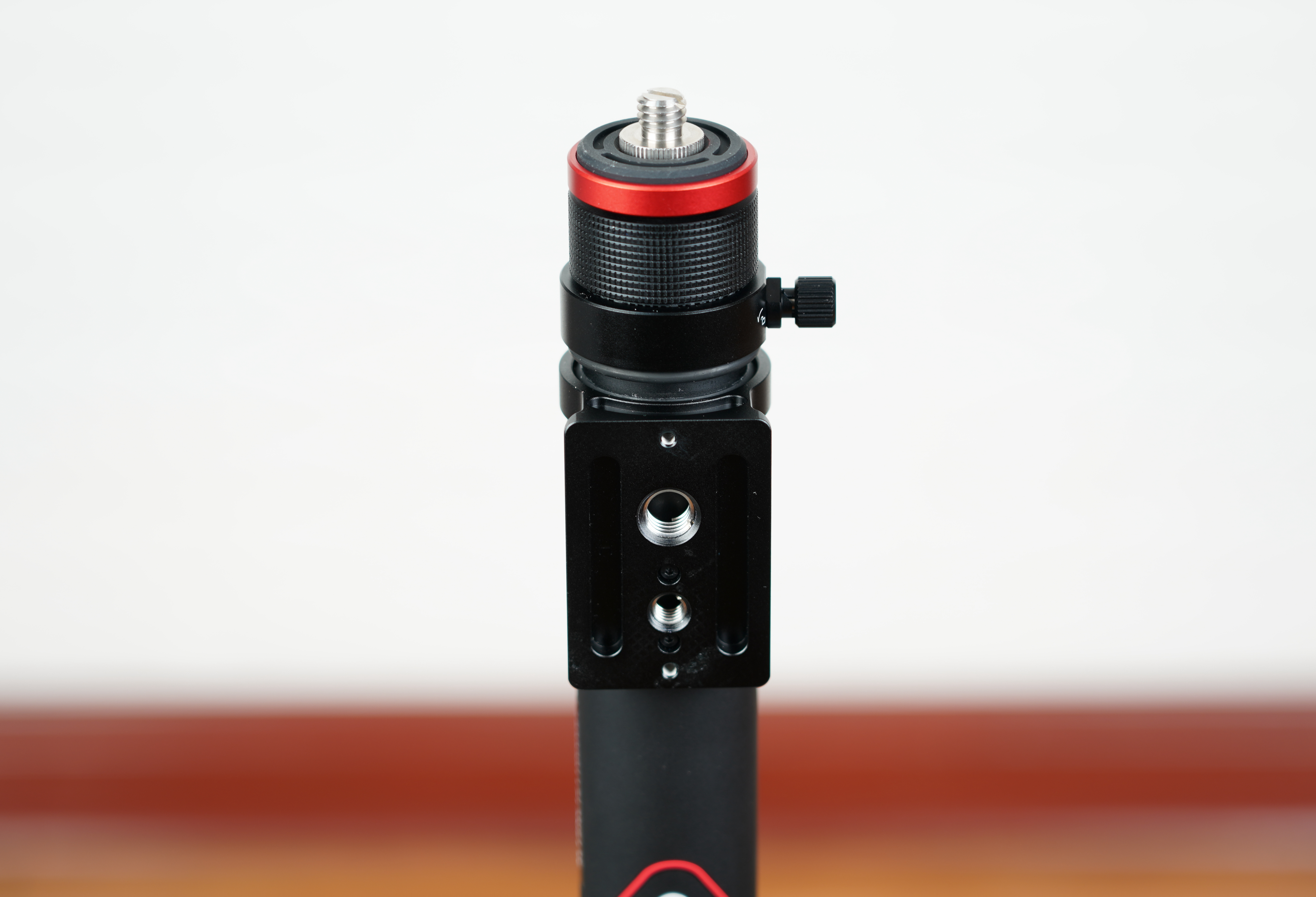 拥有属于自己摇滚的电影—便携式魔爪slypodE电动伸缩摄影杆评测