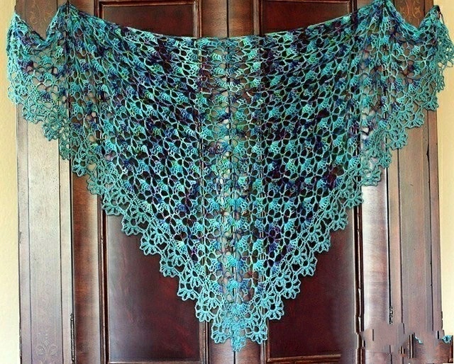 漂亮又好看的披肩视频,女士最漂亮的披肩外套