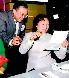 中国的马拉多纳孙雯,孙雯上海足球