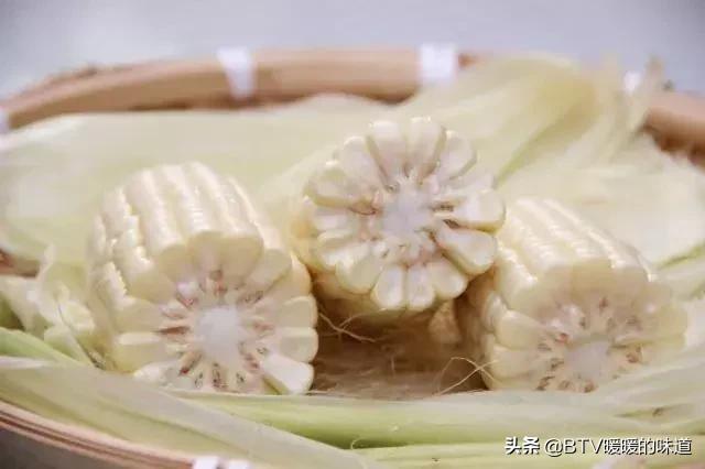 新鲜玉米甜糯生吃,没见过的玉米吃法吃一次就上瘾