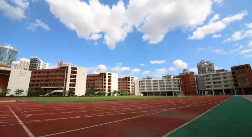 黄冈中学的崛起与没落,黄冈中学曾经的全国第一