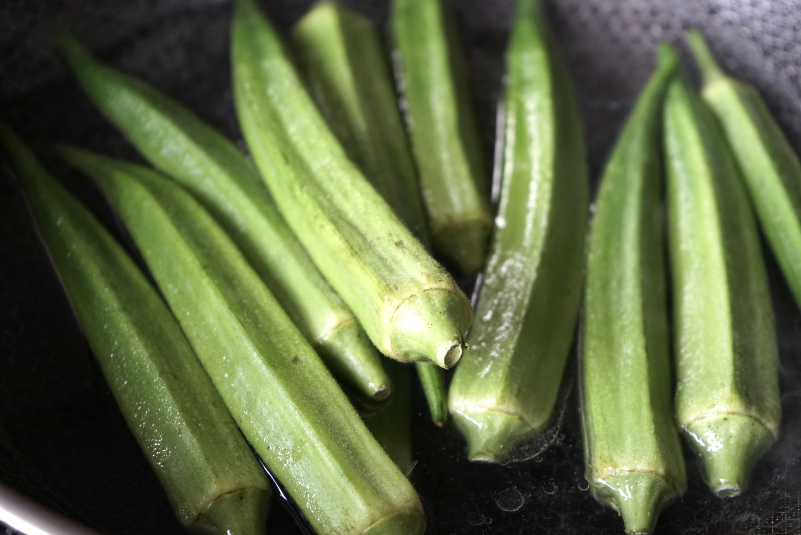 秋葵怎么吃好吃最有营养,秋葵营养丰富是一道好菜