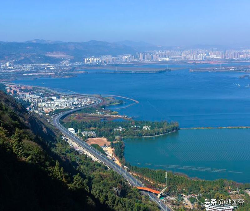 抚仙湖蓄水量是滇池的几倍,中国最深的淡水湖滇池