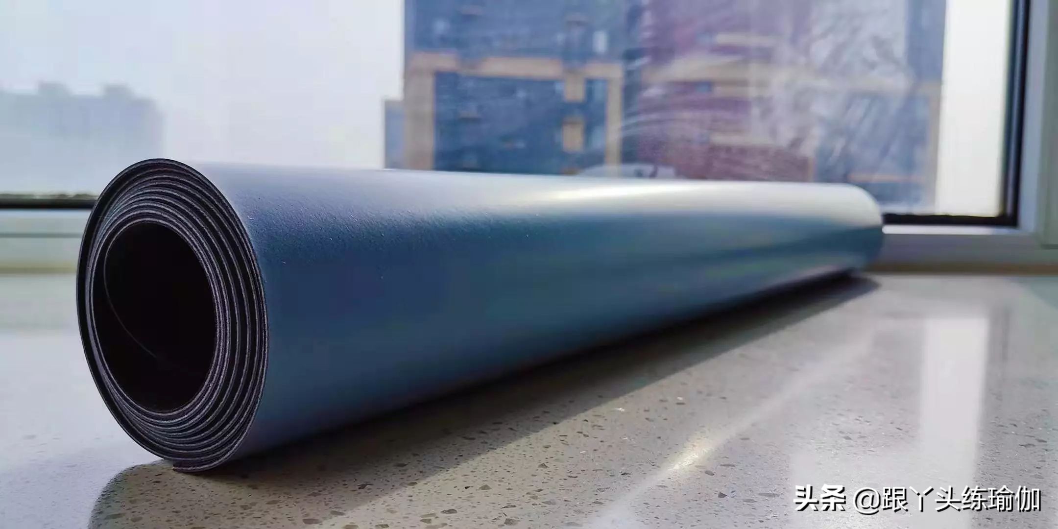 pu天然橡胶瑜伽垫沾油怎么清洁,天然橡胶瑜伽垫清洗方法