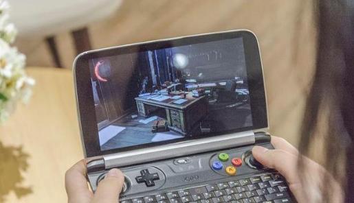 宅家玩游戏,在家玩手机