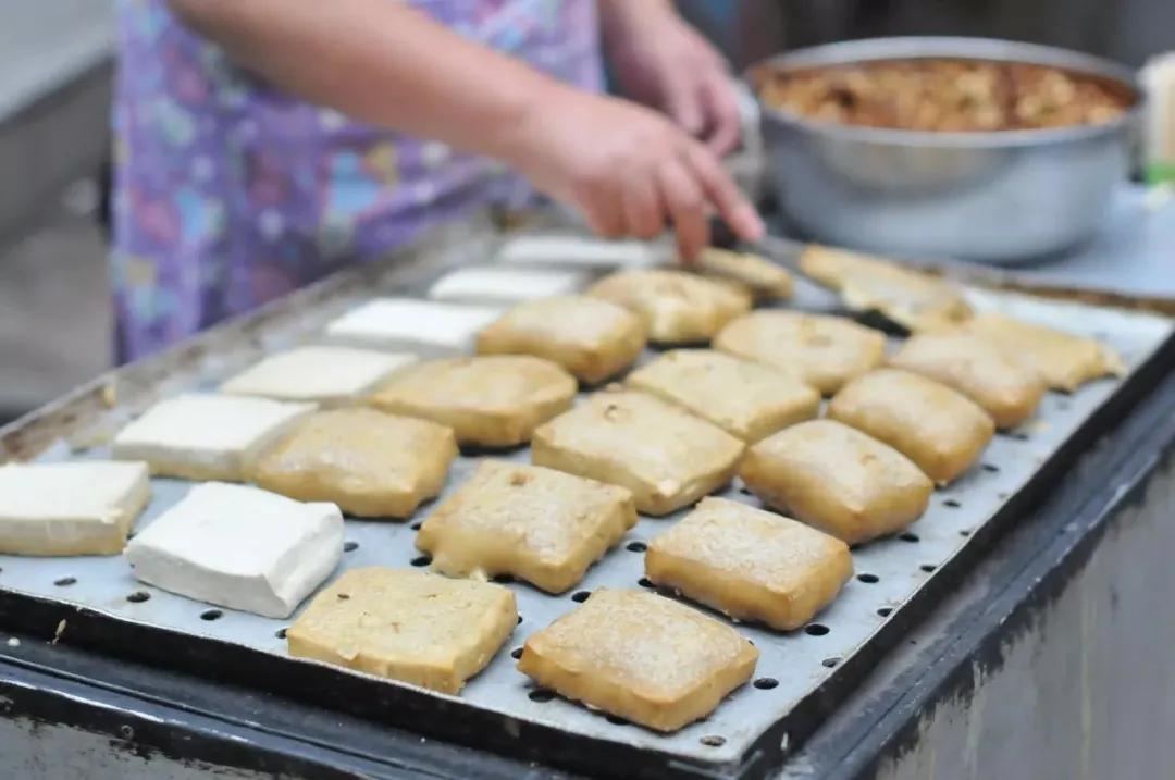 西南大吃省里的嗦粉冠军，这座吃货宜居城市值得关注