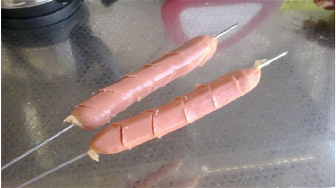 在家也能吃烤串，自制烧烤很是卫生，想吃什么就烤什么