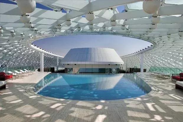 全球唯一8星酒店,黄金盖的清真寺,阿布扎比竟如此低调