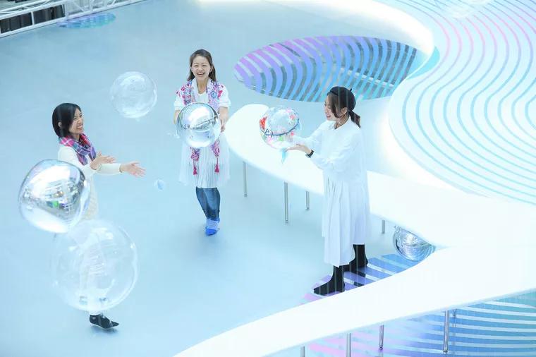 美得足以让人忘记时间流逝,美得让人静止的瞬间