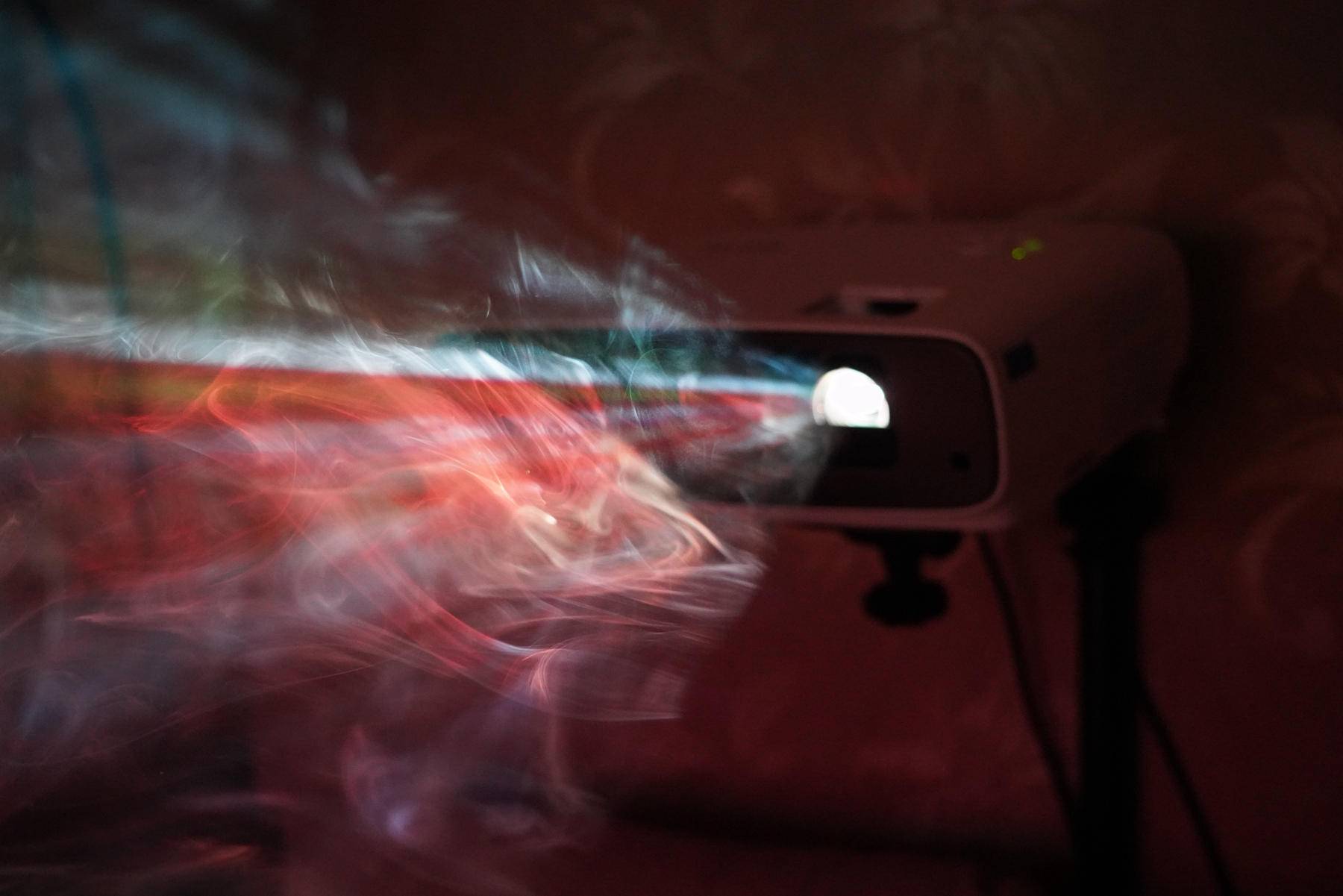 明基投影仪w4000和w2710对比评测,明基w2700brilliantcolour