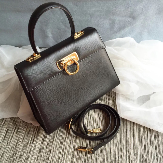 salvatoreferragamo菲拉格慕花香版,vatoreferragamo菲拉格慕价格2950