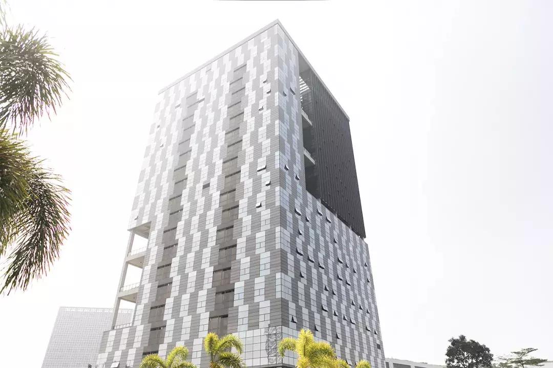 深圳这所大学宛如空中之城！