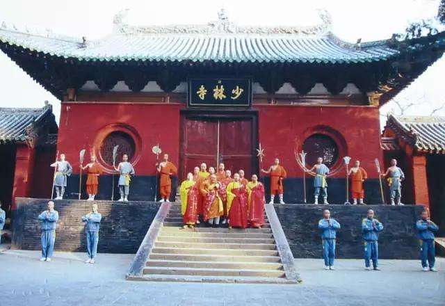 金庸小说少林是谁创立的,金庸的小说为什么都有少林寺