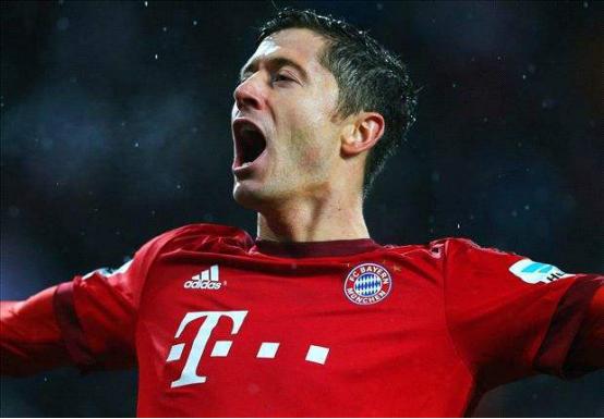 莱万多夫斯基五球后媒体评价,莱万多夫斯基9分钟5球超清中文