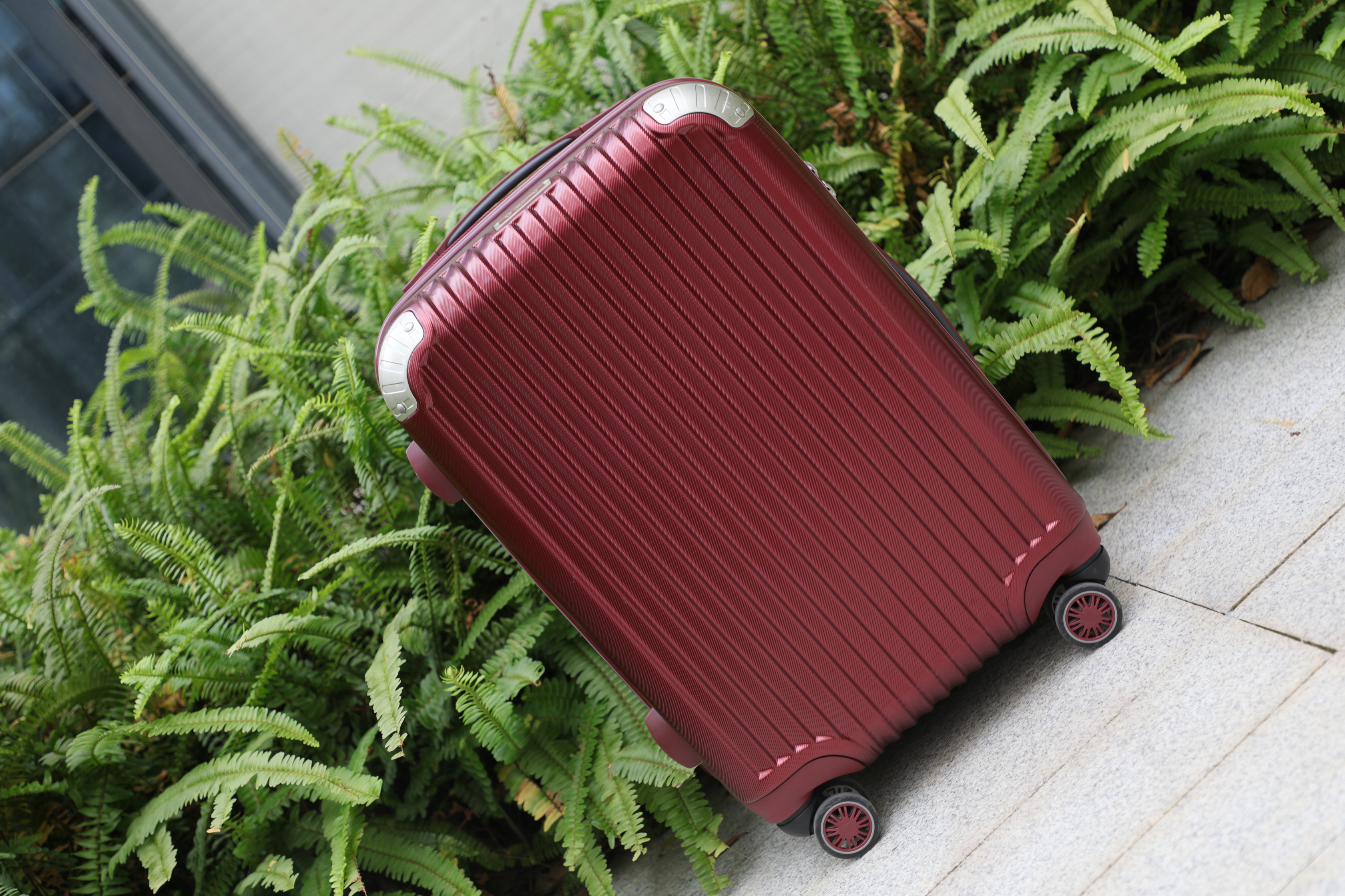 飞机上遇到晕机旅客该怎么处理,飞机上晕机难受怎么缓解