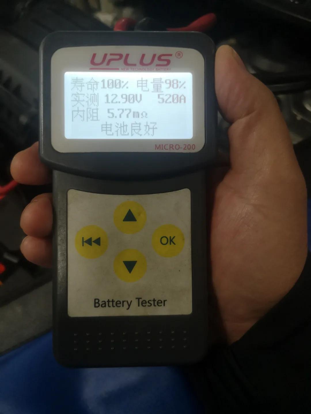 智跑19款2.0顶配二手车,11年起亚智跑2.4四驱油耗测评