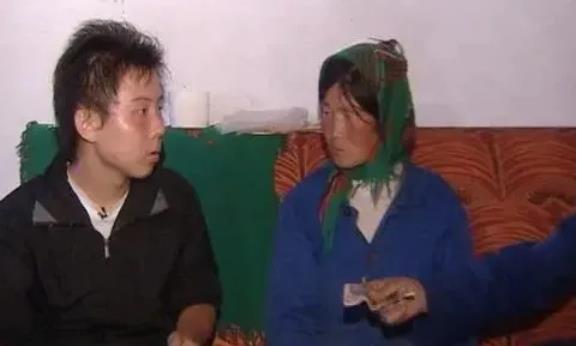 变形计看了一夜书的孩子,十年前变形计的孩子现在都如何