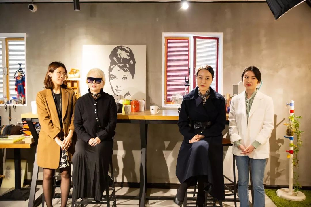 一姐来了图片,一姐来了有几个账号