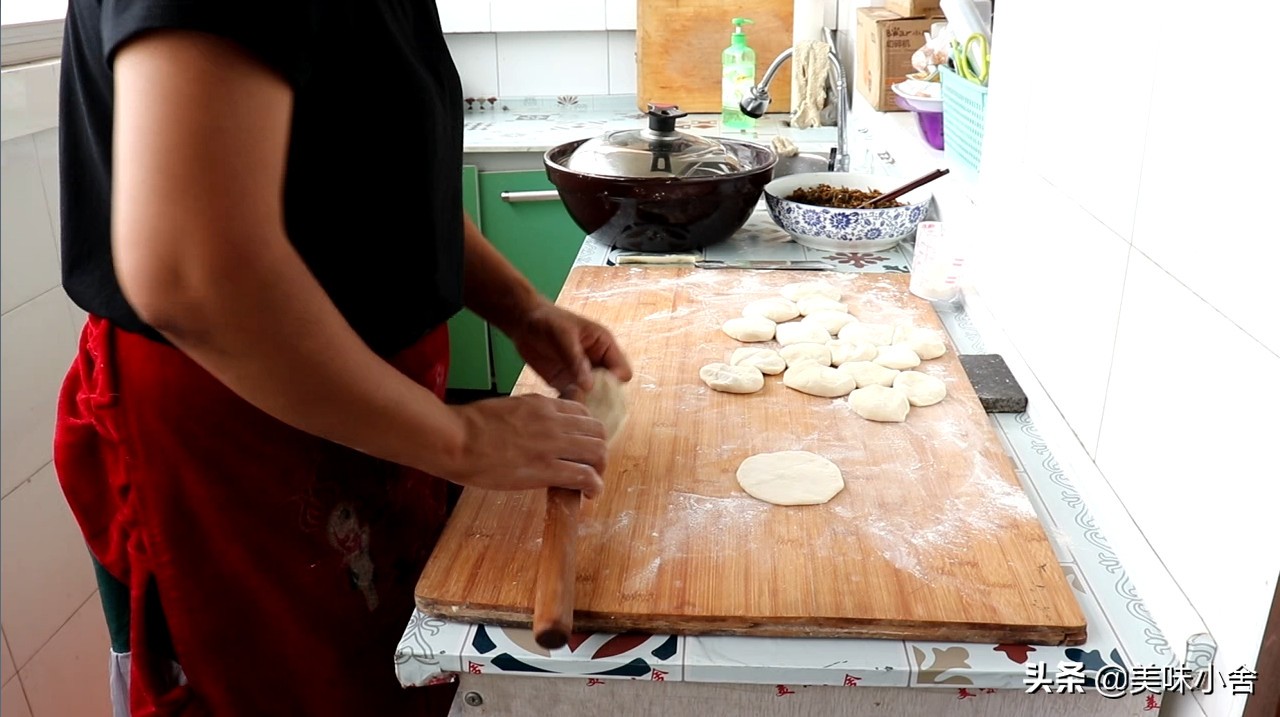 蒸包子如何使包子不塌陷,手把手教你蒸包子全过程