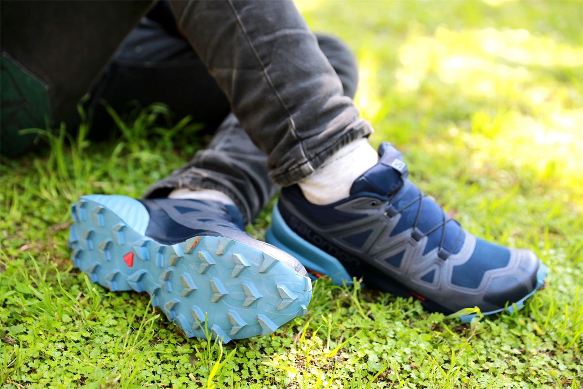 萨洛蒙跑步鞋怎么样,萨洛蒙跑步鞋和登山鞋