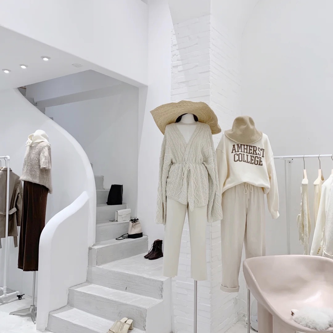 衣服质量问题商家解决时间,抖音买衣服商家不同意退货怎么办