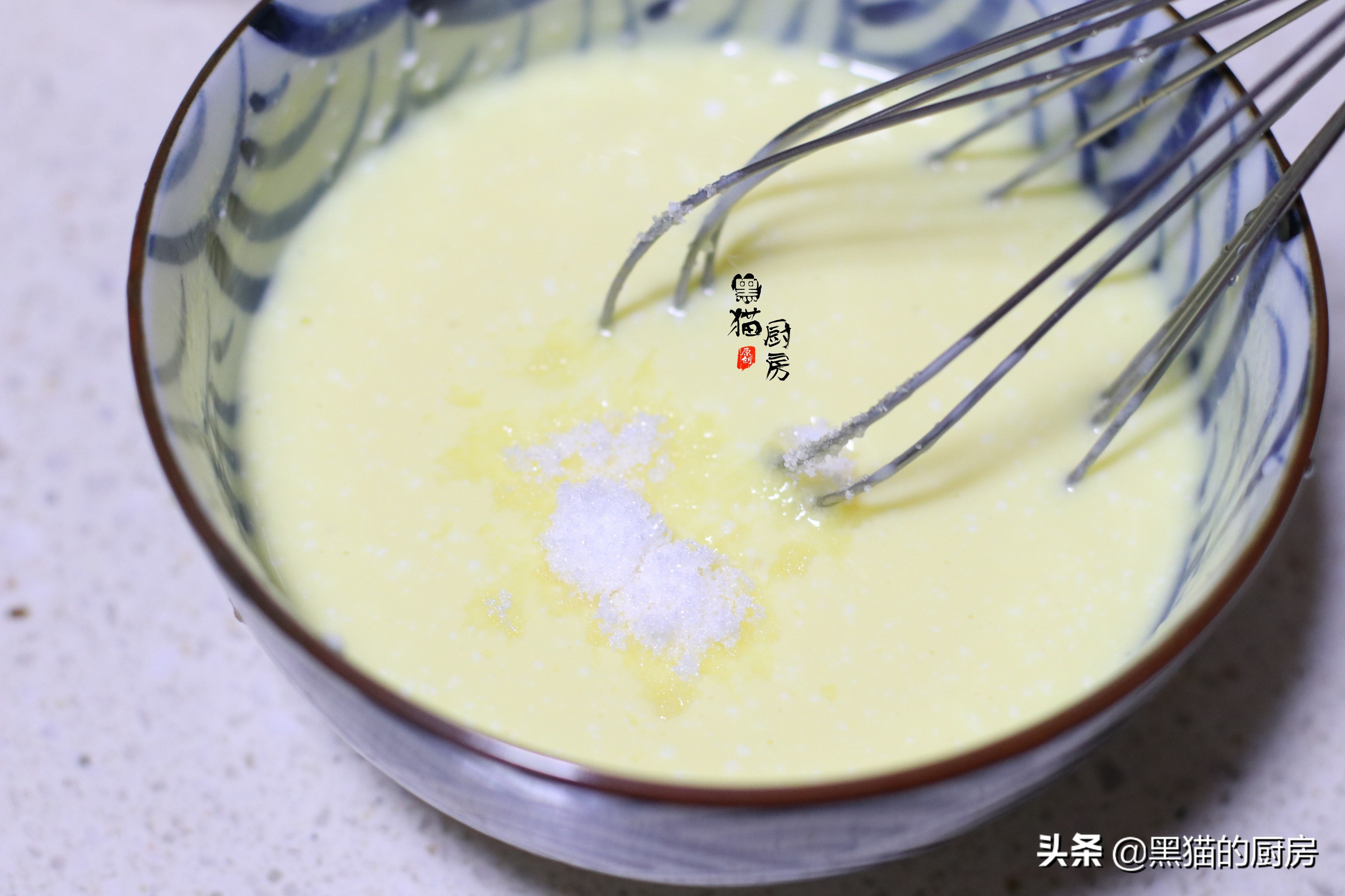 何炅纯奶做蛋糕视频,五分钟懒人蛋糕做法何炅