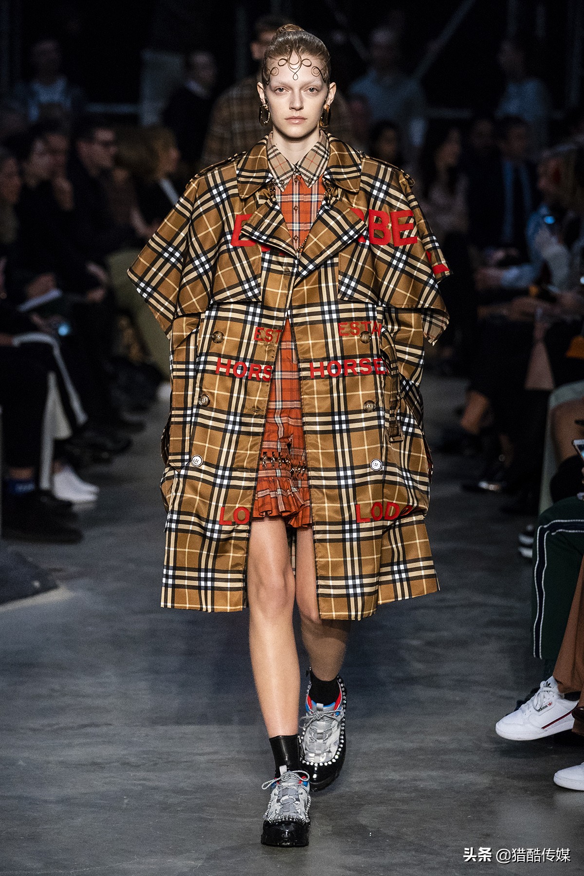 burberry 风衣 (burberry 2022)