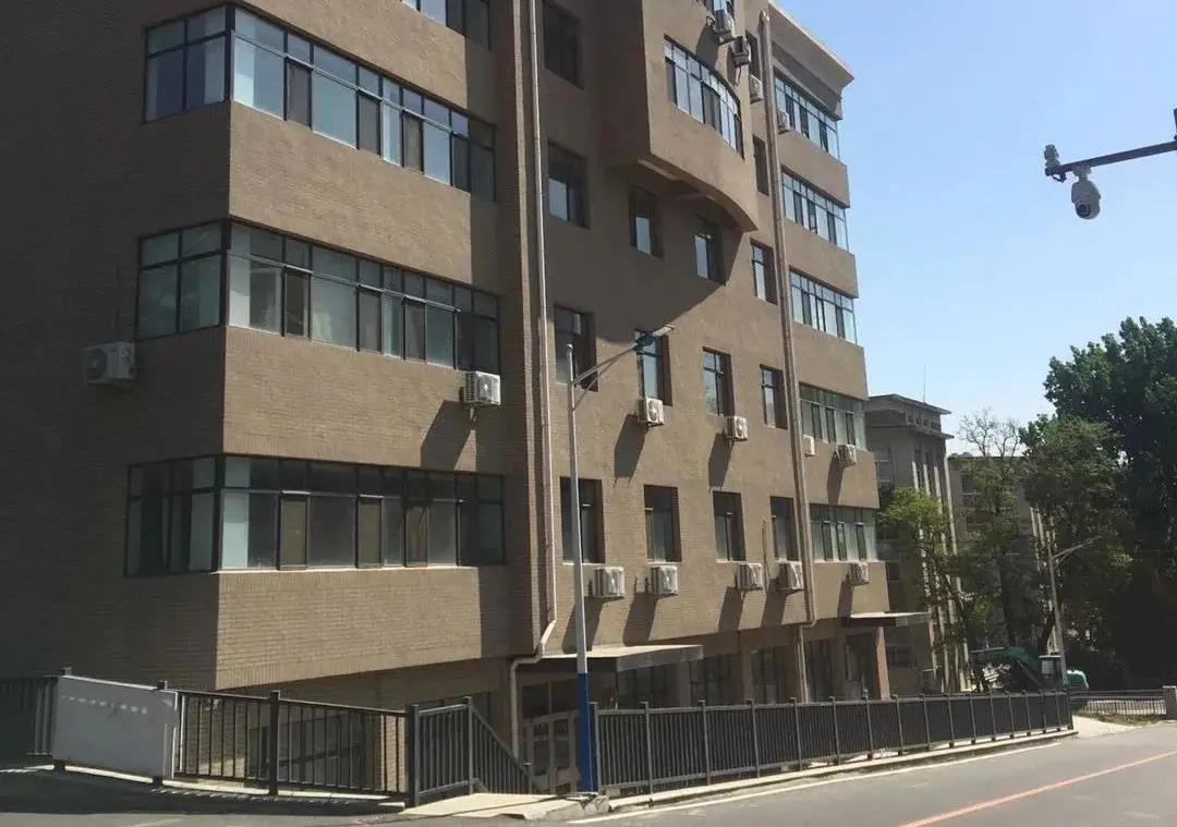 大一学生报到家长需要准备什么,2021级本科新生入学攻略