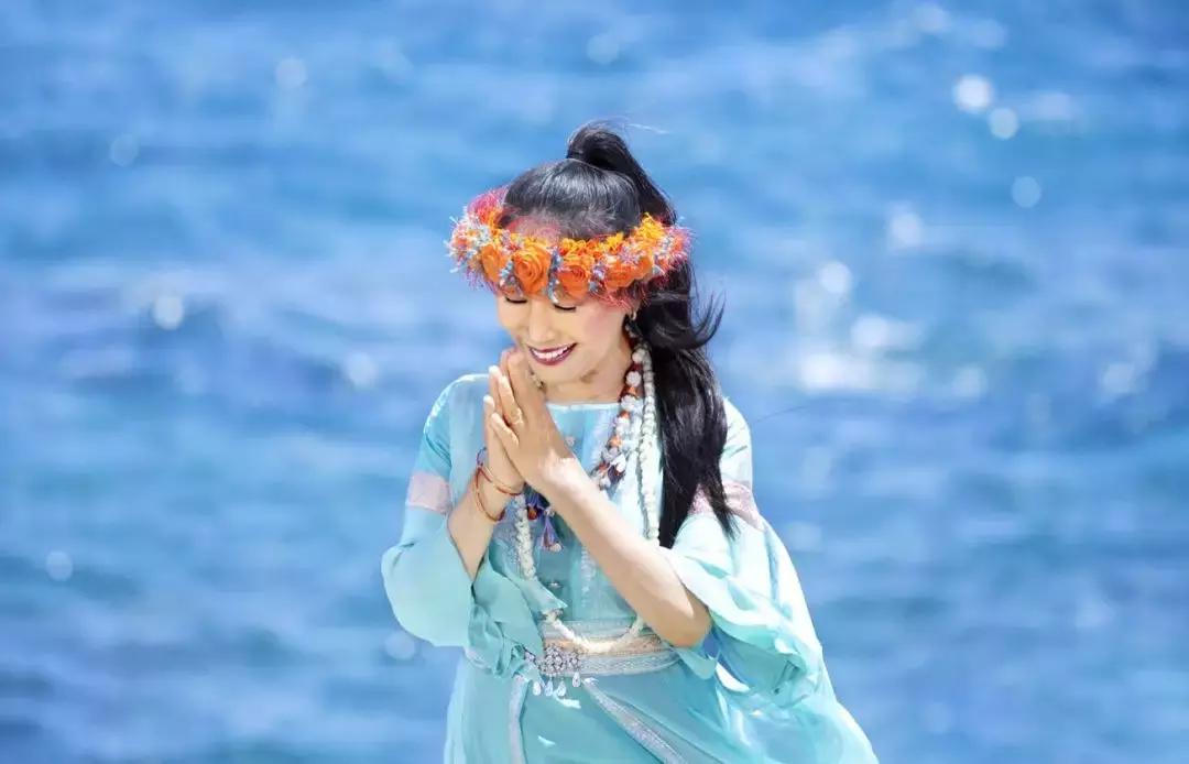 蕙兰瑜伽大师个人资料,最早瑜伽导师蕙兰