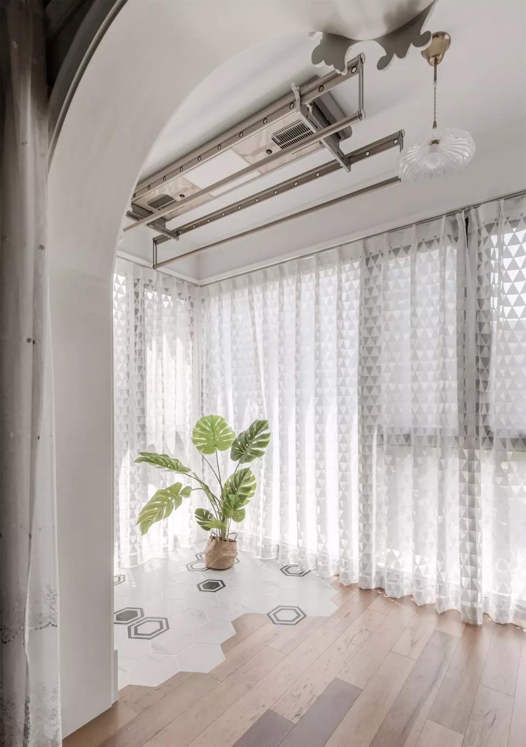 客厅砌半堵墙做电视墙怎么做,电视墙和过道墙一体设计图简单