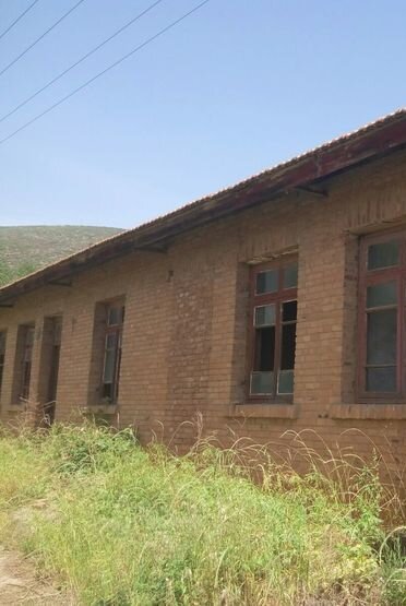 深山里的兵工厂荒废多年太可惜了,一个被荒坏的兵工厂旧址