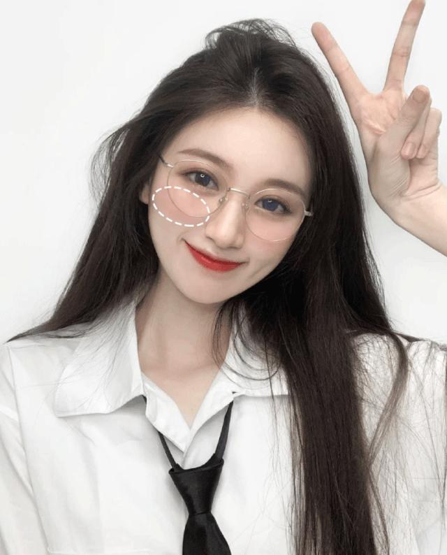 戴眼镜的女生美吗,戴眼镜女生为啥受欢迎