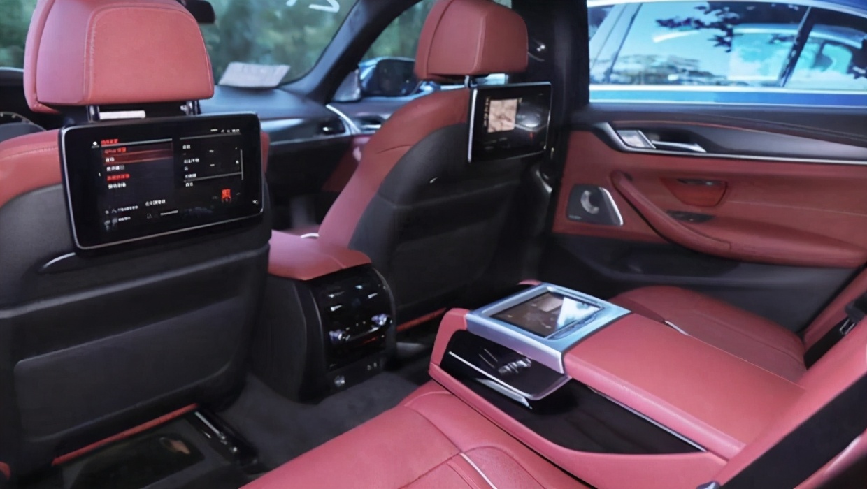 新款宝马五系525和530怎么选,新款宝马5系怎么选525还是530