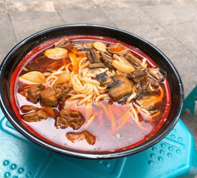 成都板凳面馆,成都板凳牛肉面