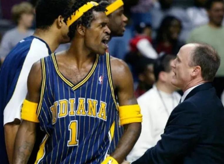 联盟史上打架第一阵容！安东尼、奥尼尔在他们手上撑不了一回合